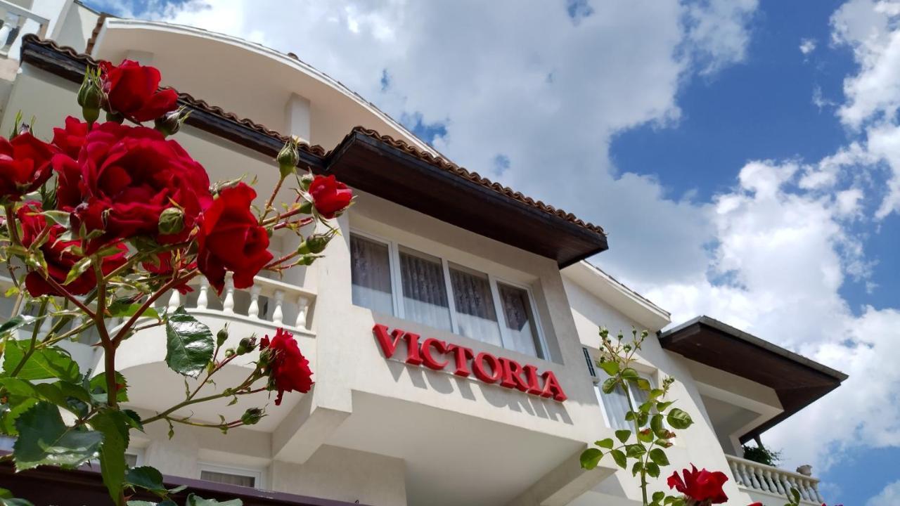 Victoria Family Hotel Балчик Экстерьер фото