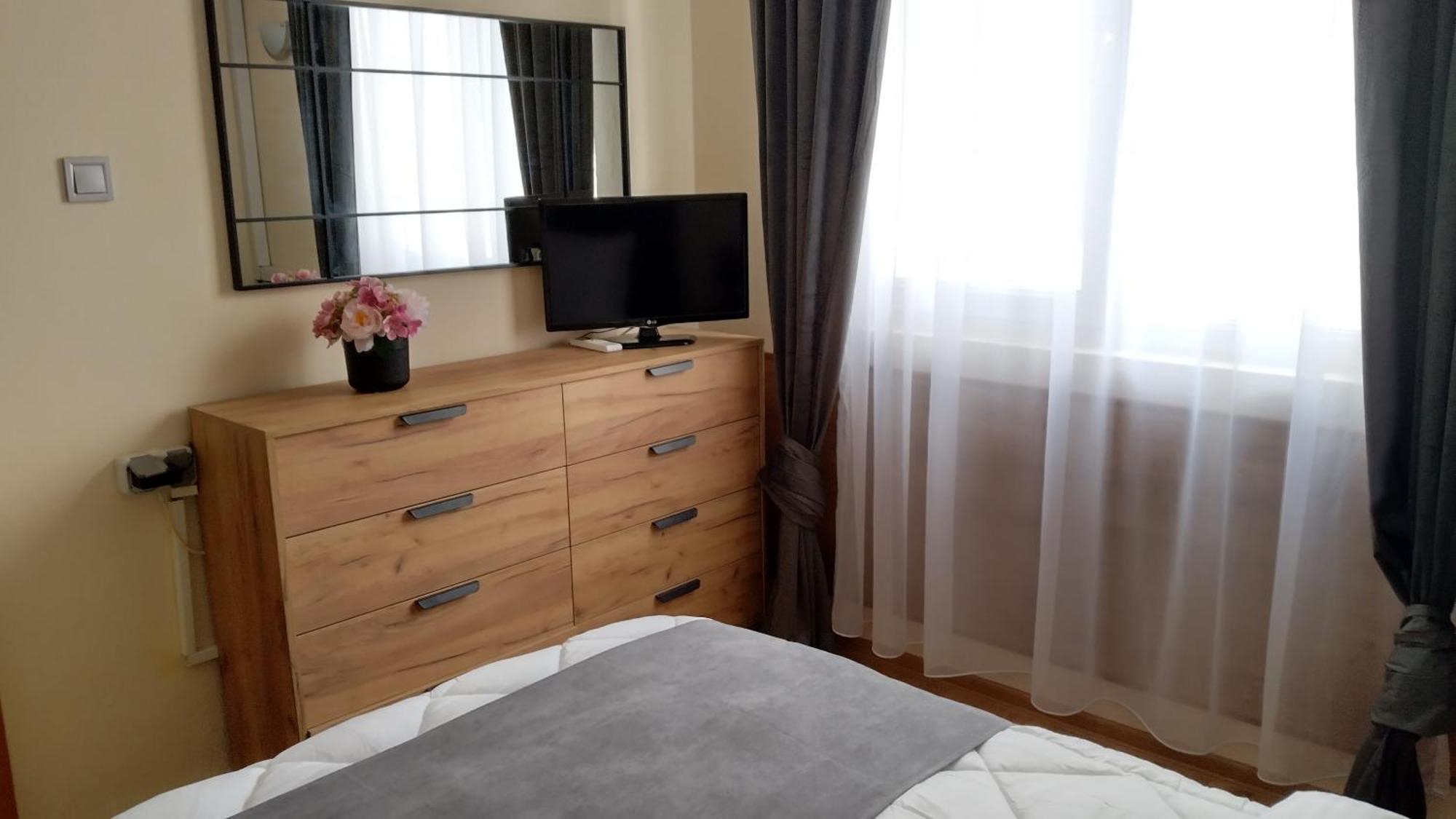 Victoria Family Hotel Балчик Экстерьер фото